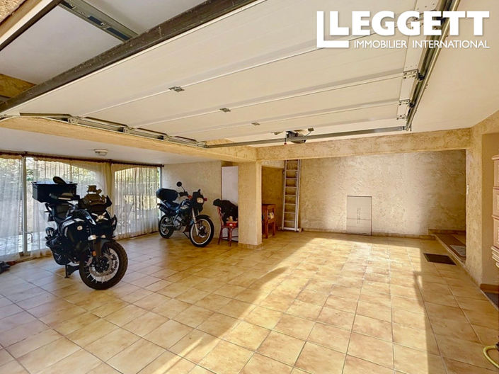 Image No.4-2 Bed House for sale