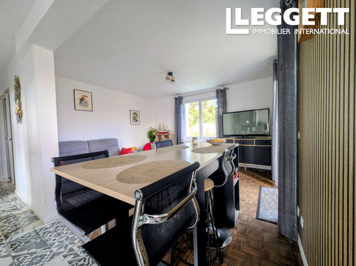 Image No.3-3 Bed House for sale