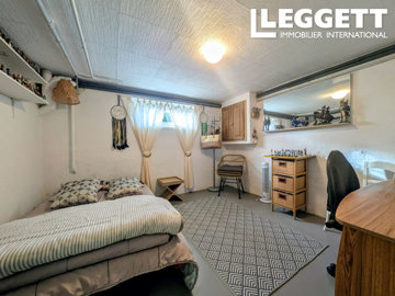 ahr0chm6ly9jzg4uagvzdglhlmltbw8vaw1hz2uvvevom