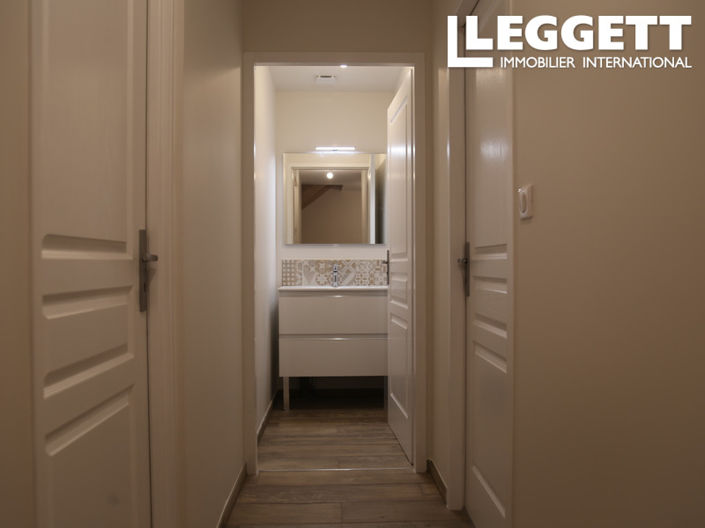 Image No.7-3 Bed House for sale