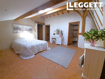 ahr0chm6ly9jzg4uagvzdglhlmltbw8vaw1hz2uvvevom