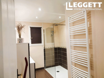 ahr0chm6ly9jzg4uagvzdglhlmltbw8vaw1hz2uvvevom