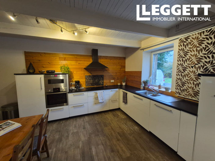 Image No.3-3 Bed House for sale