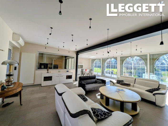 Image No.5-5 Bed House for sale