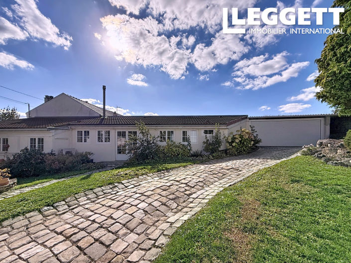 Image No.6-5 Bed House for sale