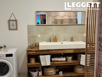 ahr0chm6ly9jzg4uagvzdglhlmltbw8vaw1hz2uvvevom