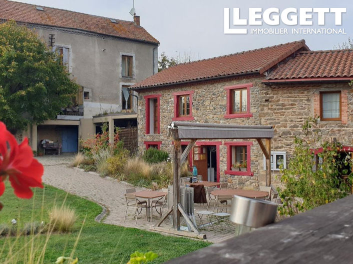 Image No.10-8 Bed House for sale