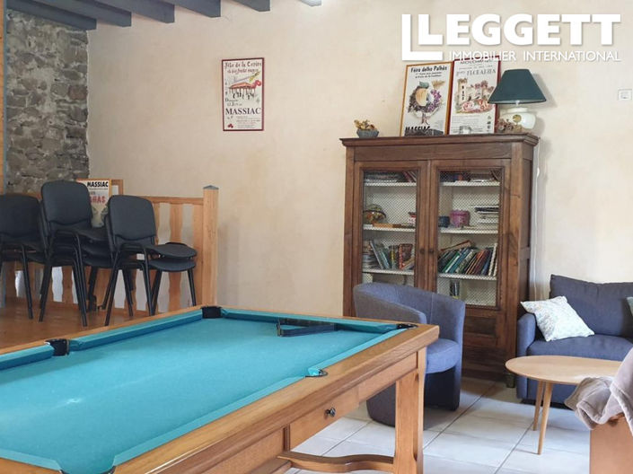 Image No.5-8 Bed House for sale