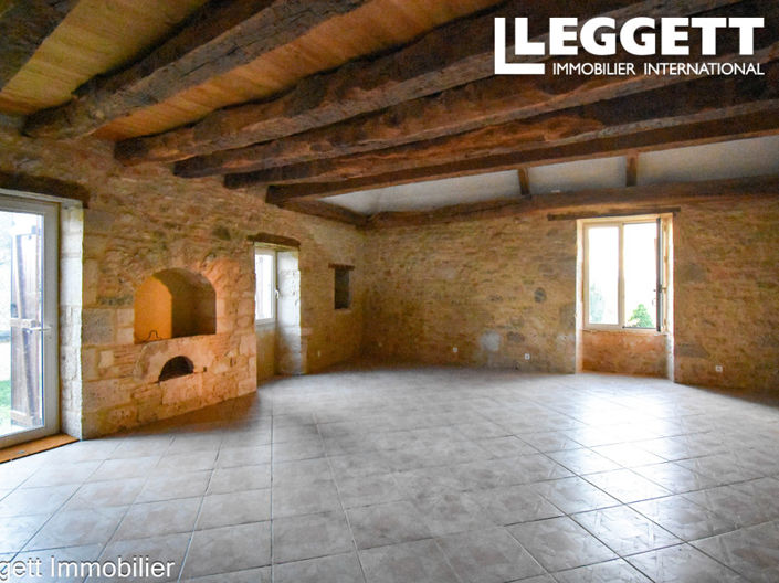 Image No.10-3 Bed House for sale