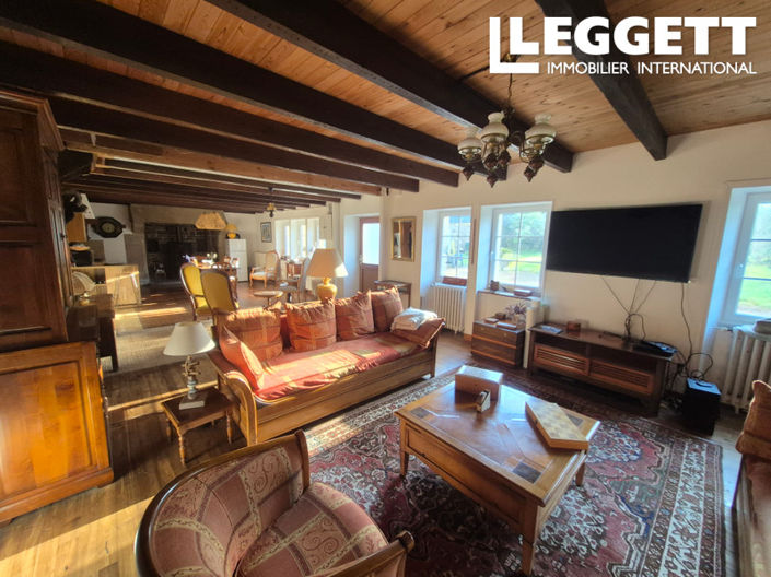 Image No.2-5 Bed House for sale