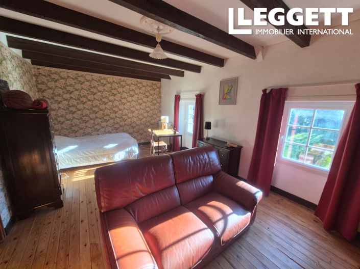 Image No.5-5 Bed House for sale