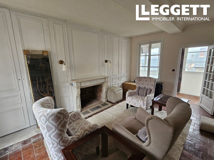 Image No.10-6 Bed House for sale