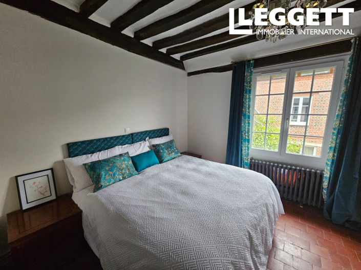 Image No.6-6 Bed House for sale