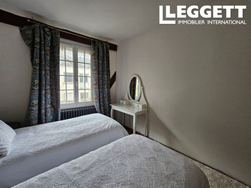 ahr0chm6ly9jzg4uagvzdglhlmltbw8vaw1hz2uvvevom