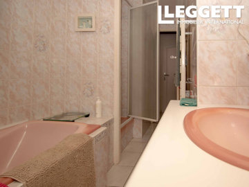 ahr0chm6ly9jzg4uagvzdglhlmltbw8vaw1hz2uvvevom