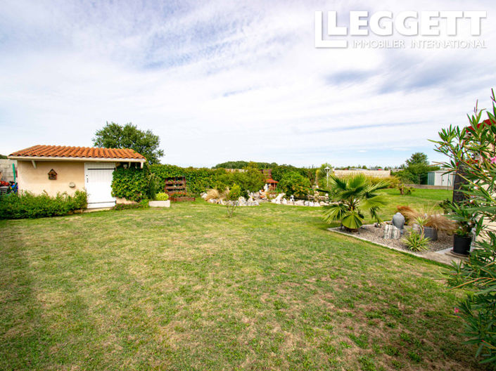 Image No.2-3 Bed House for sale