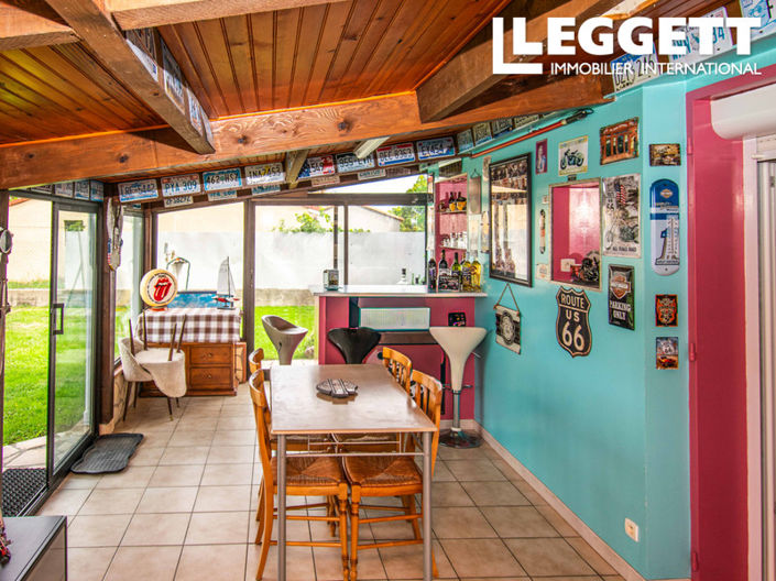 Image No.8-3 Bed House for sale