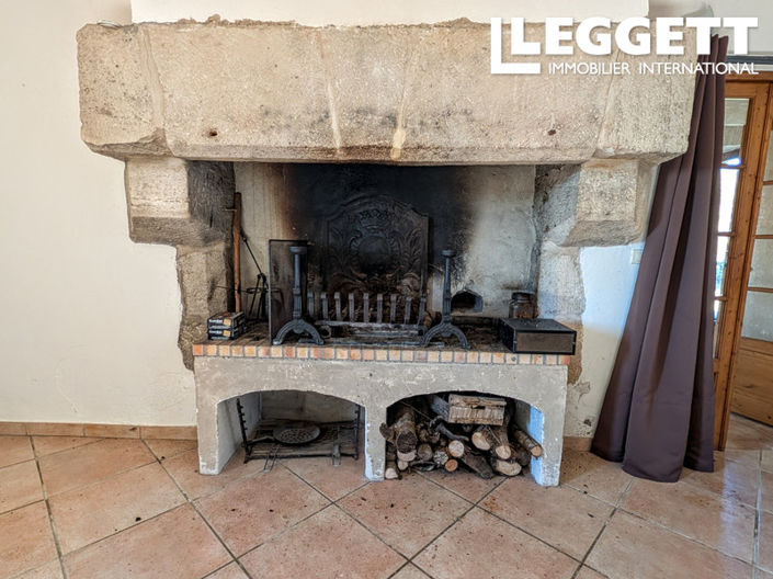 Image No.7-4 Bed House for sale