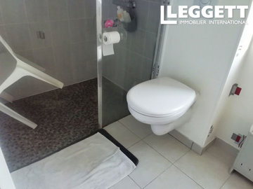 ahr0chm6ly9jzg4uagvzdglhlmltbw8vaw1hz2uvvevom