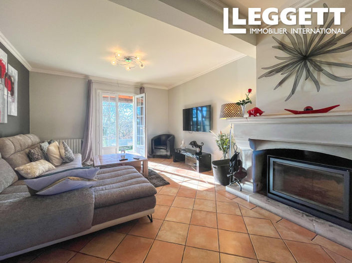 Image No.5-5 Bed House for sale