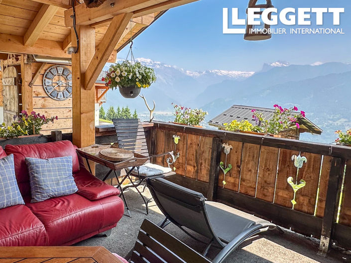 Image No.6-5 Bed House for sale