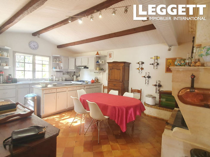 Image No.5-8 Bed House for sale