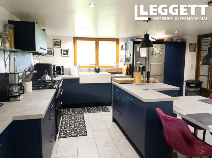 Image No.4-4 Bed House for sale