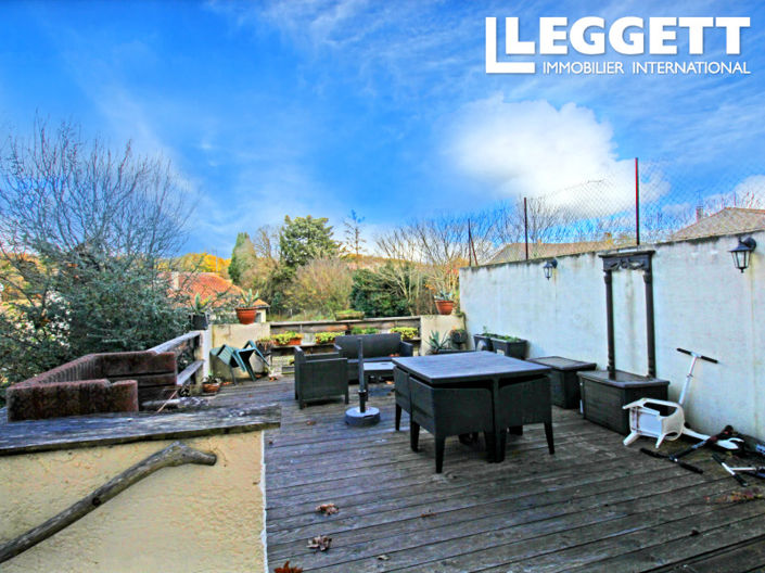 Image No.10-3 Bed House for sale