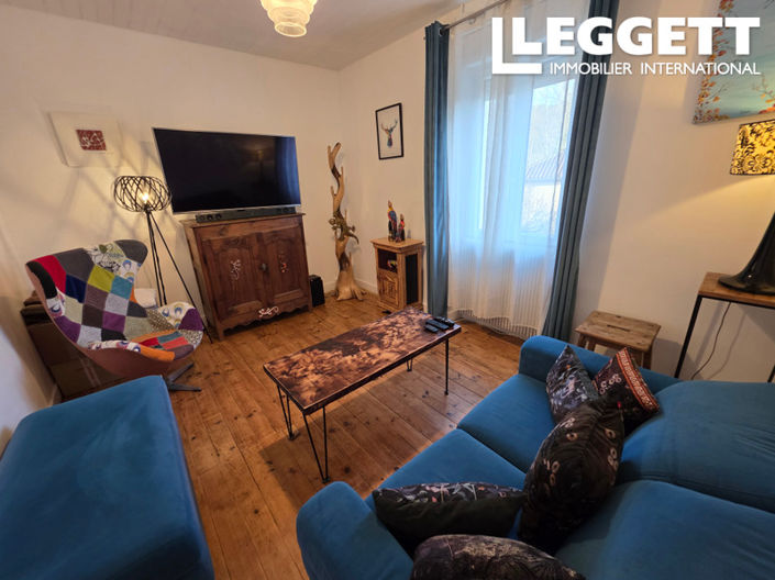 Image No.8-2 Bed House for sale