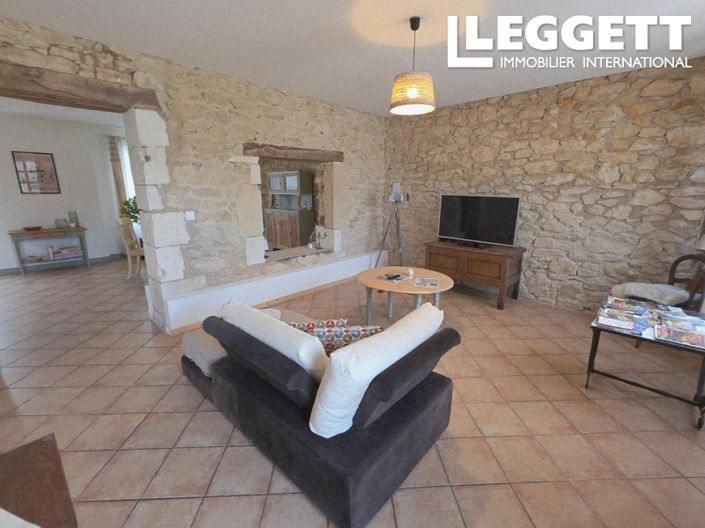 Image No.9-2 Bed House for sale