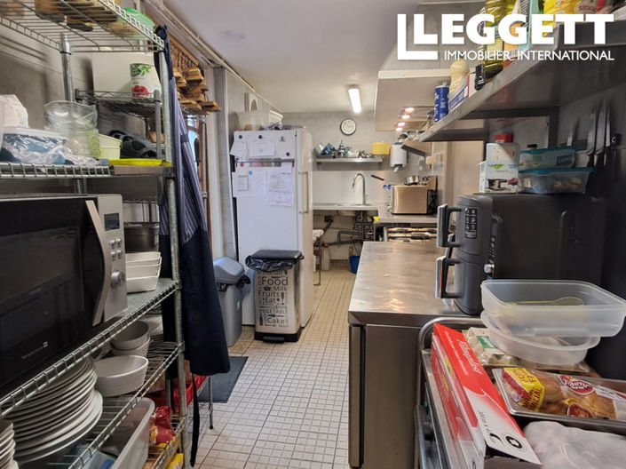 Image No.7-3 Bed Commercial for sale