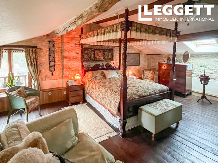 Image No.6-7 Bed House for sale