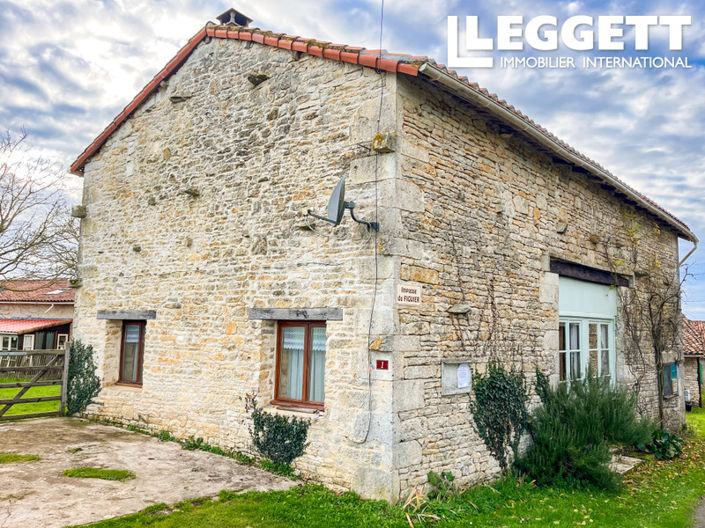 Image No.8-7 Bed House for sale