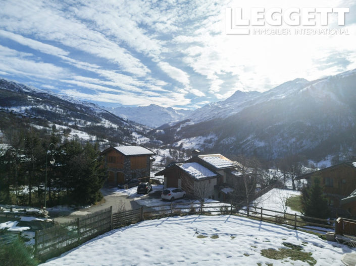 Image No.2-6 Bed House for sale