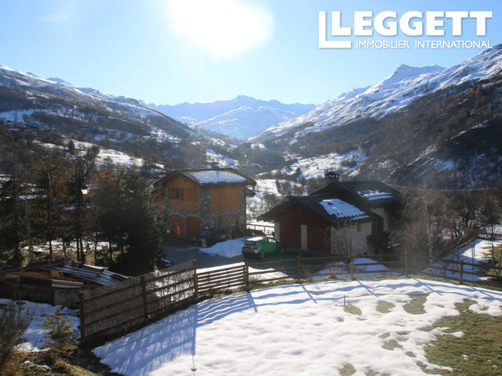 Image No.8-6 Bed House for sale