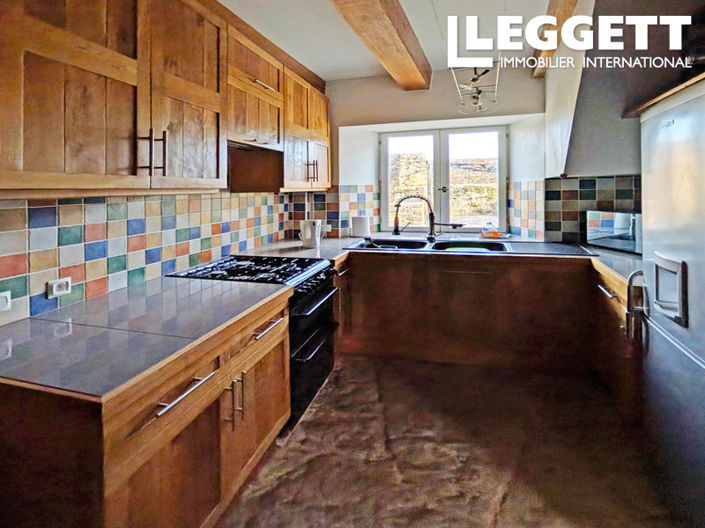 Image No.7-4 Bed House for sale