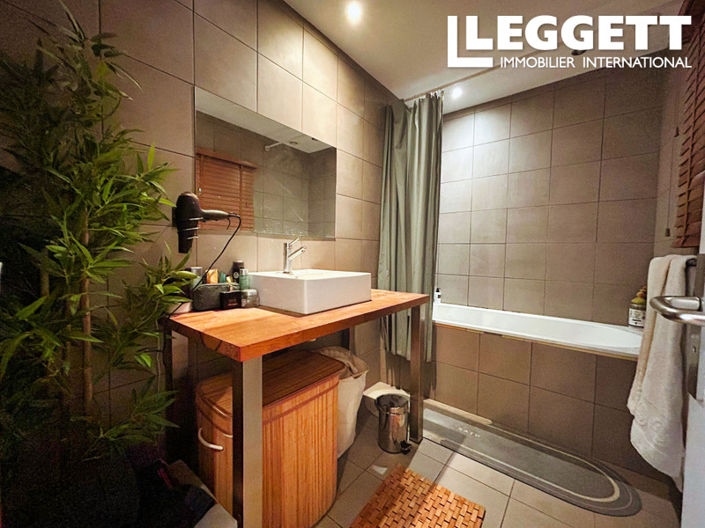 Image No.5-2 Bed Apartment for sale