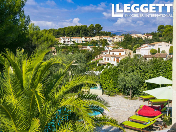 Image No.3-4 Bed House for sale