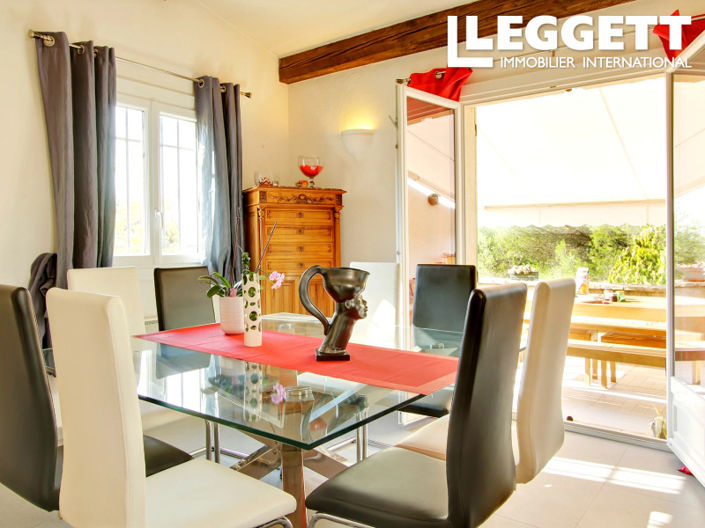 Image No.8-4 Bed House for sale