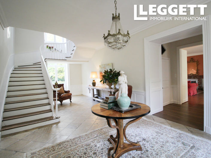 Image No.2-7 Bed Chateaux for sale