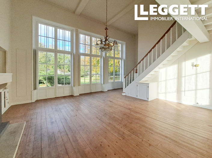 Image No.5-7 Bed Chateaux for sale