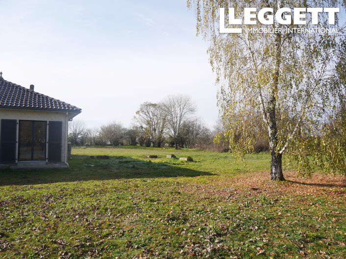 Image No.10-3 Bed House for sale