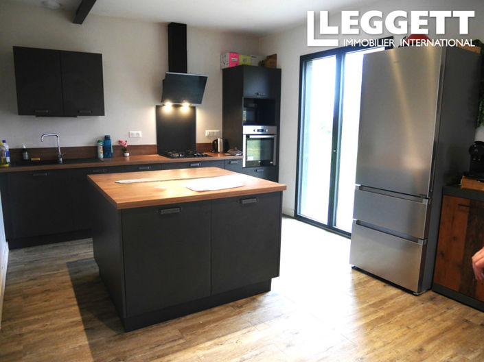 Image No.4-3 Bed House for sale