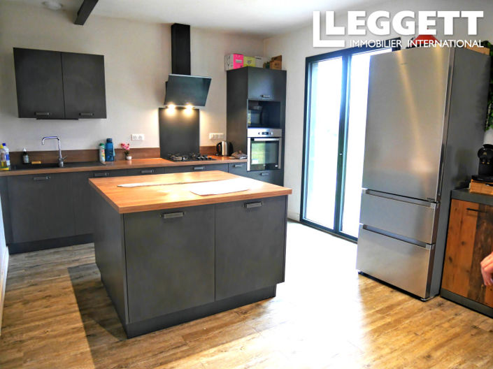 Image No.4-3 Bed House for sale