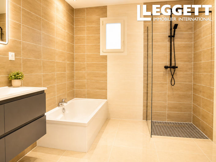 Image No.5-3 Bed House for sale