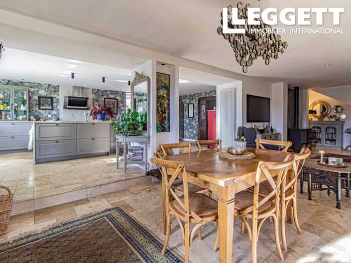 Image No.4-5 Bed House for sale