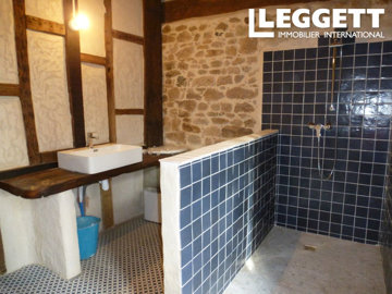 ahr0chm6ly9jzg4uagvzdglhlmltbw8vaw1hz2uvvevom