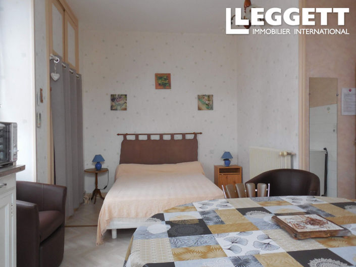 Image No.5-2 Bed House for sale