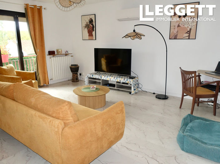 Image No.9-5 Bed House for sale