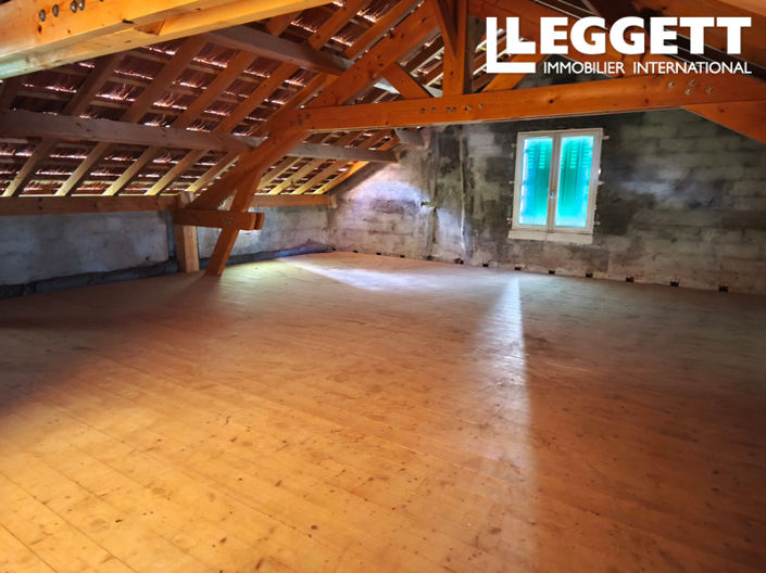 Image No.8-Maison de 1 chambre à vendre à La Rochebeaucourt-et-Argentine